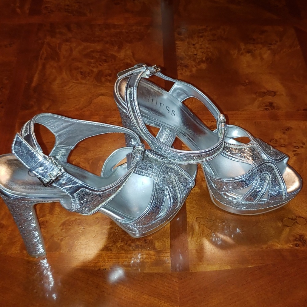 Shoes - Picture 3 of 5